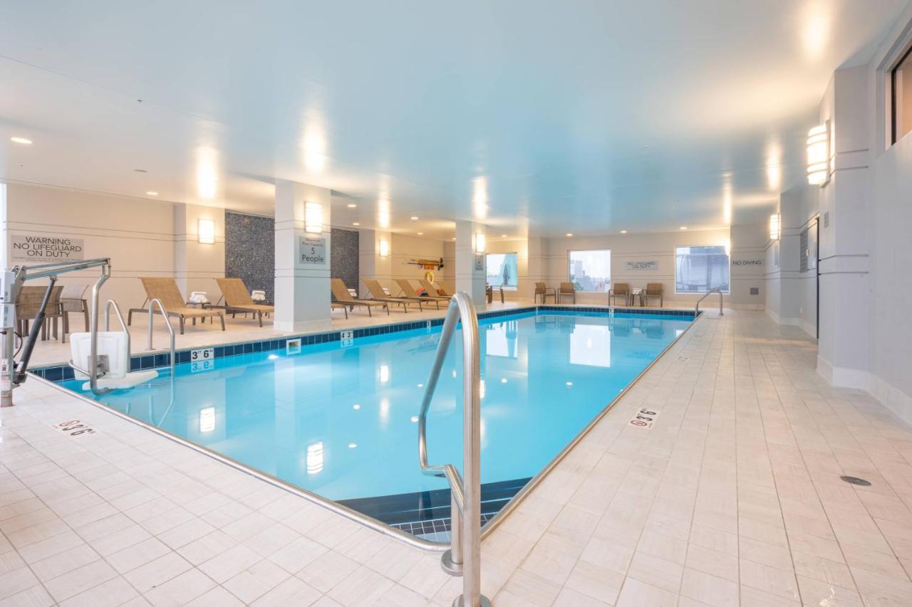 Louisville Marriott Downtown Bagian luar foto