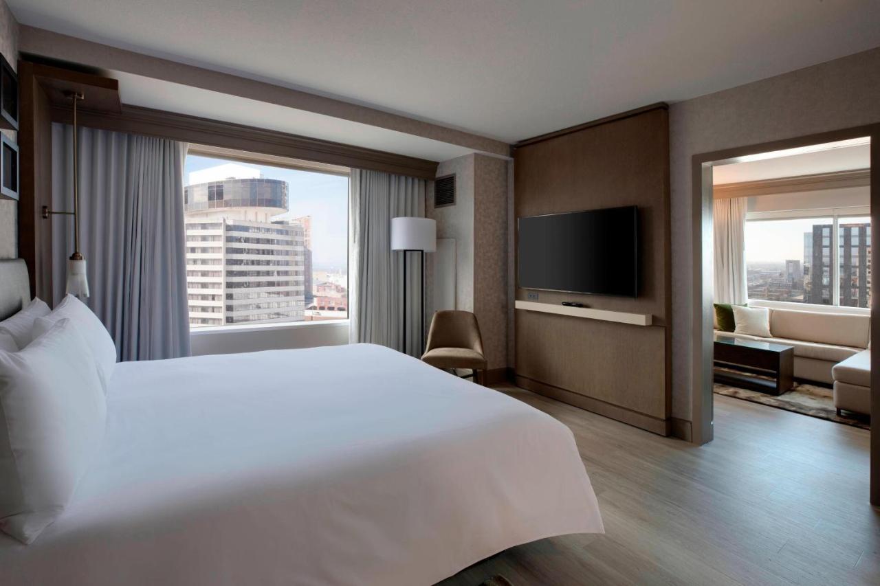 Louisville Marriott Downtown Bagian luar foto
