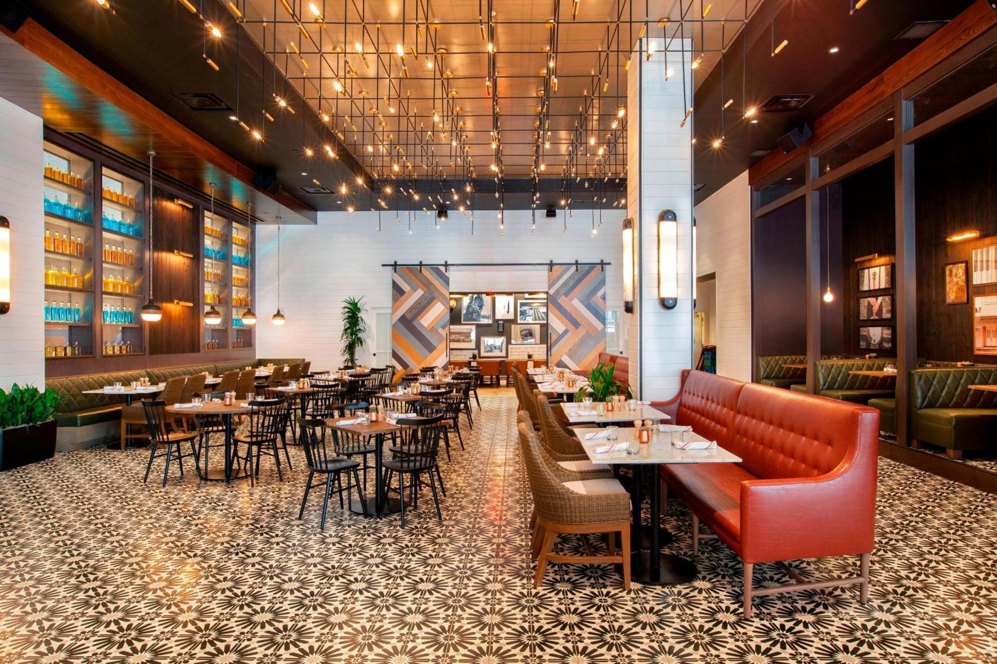 Louisville Marriott Downtown Bagian luar foto