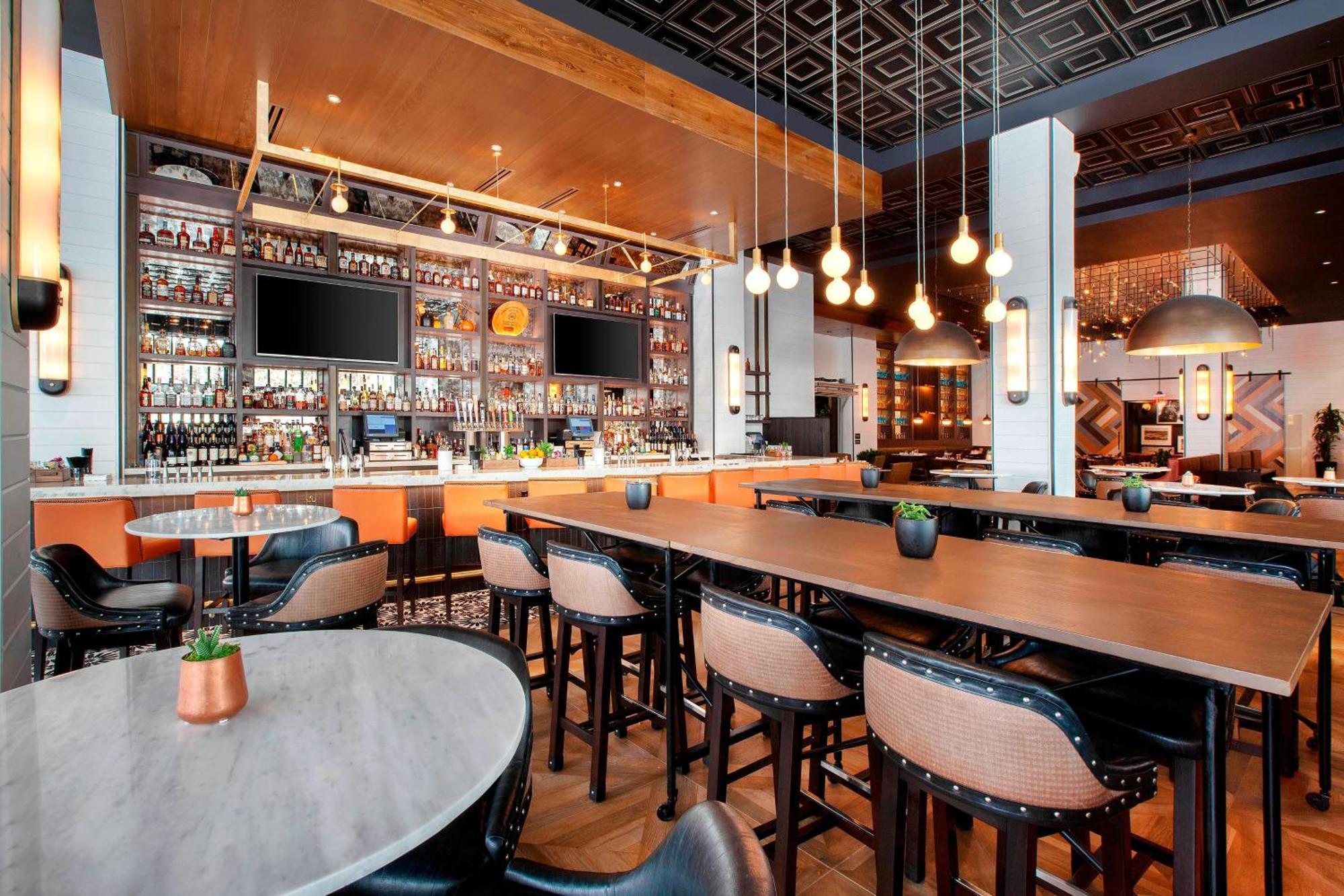 Louisville Marriott Downtown Bagian luar foto